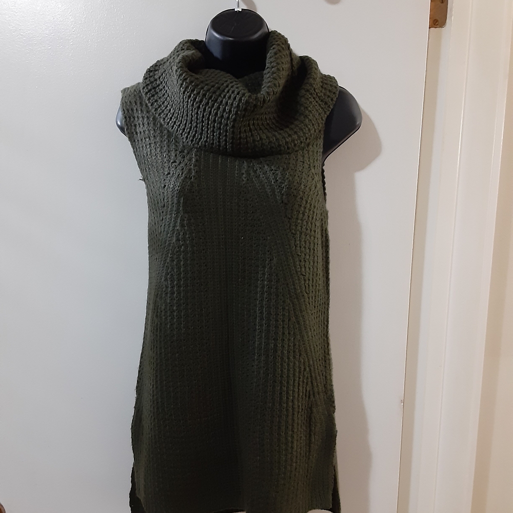 Devoted Chunky Knit Cowl Neck Sleeveless Tunic Olive Green M